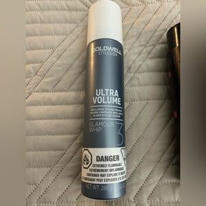 💨 Goldwell Stylesign Ultra Volume Glamour Whip 3 – NEW – 10.2 oz - new
